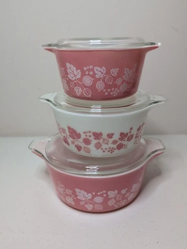 3 Pc Pyrex PinkWhite Gooseberry Cinderella Nesting Bowl Set,473,474B,475B, lids