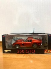 Hot Wheels Ferrari 250 GTO 1/18 Metallic Red Minicar