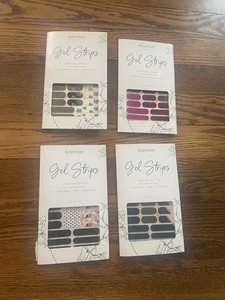 Juvenae Nail Strips Lot 4