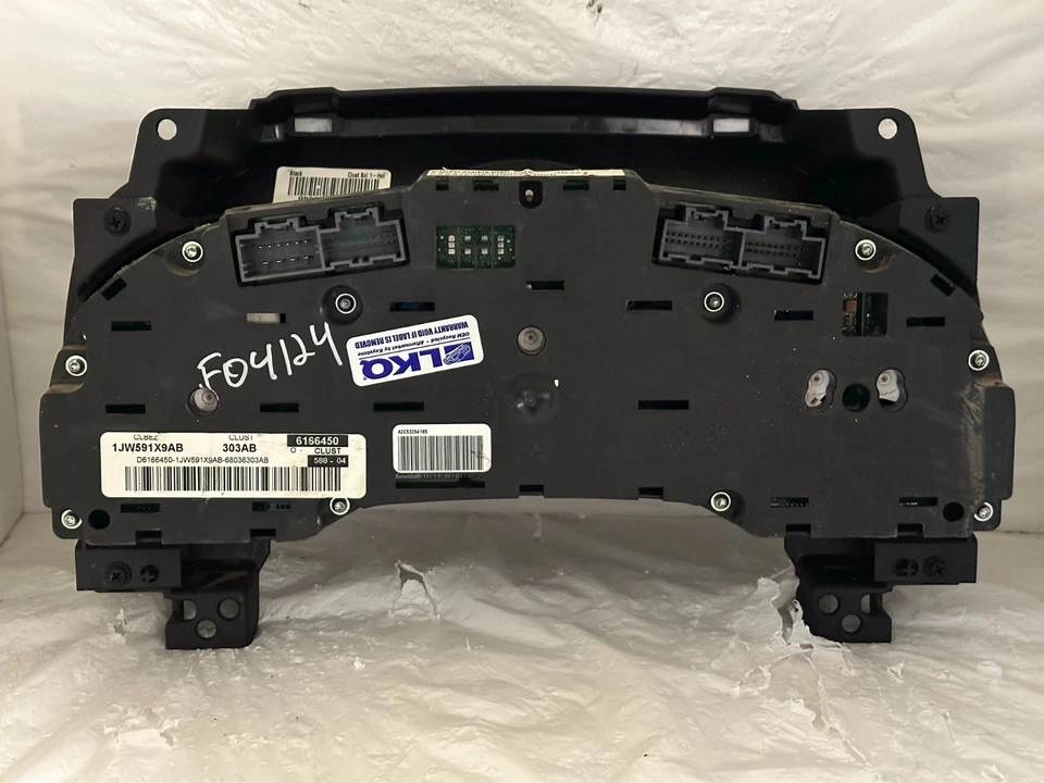 Приборная панель спидометра калибра 2010 Dodge датчики приборной панели 148 567 миль - Изображение 2 из 3