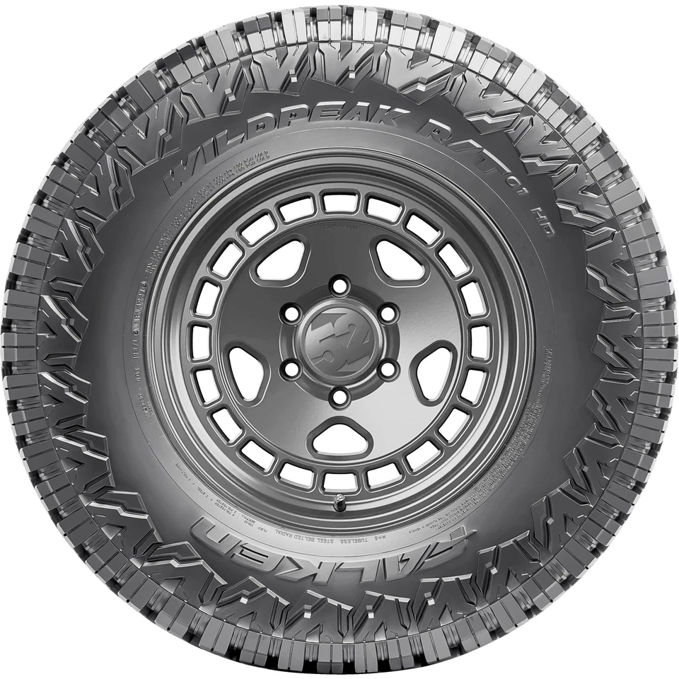 Tire Falken Wildpeak R/T 01 LT 285/70R18 Load E 10 Ply RT Rugged Terrain Foto 3 de 3