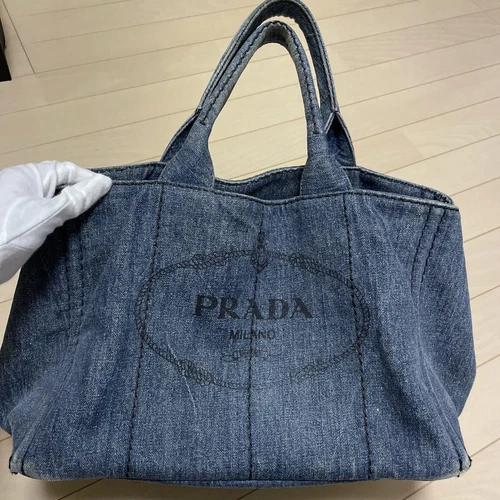 PRADA Canapa L bleu JAPON