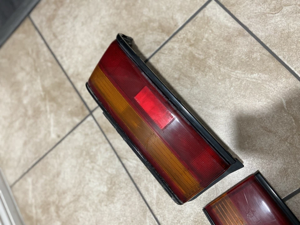 Luces traseras Honda Civic 1990 sedán Foto 4 de 4