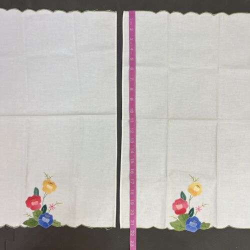 Vintage Floral Applique Embroidered Hand Tea Towel - Set of 2 FS Bnfts Charity - Picture 2 of 13