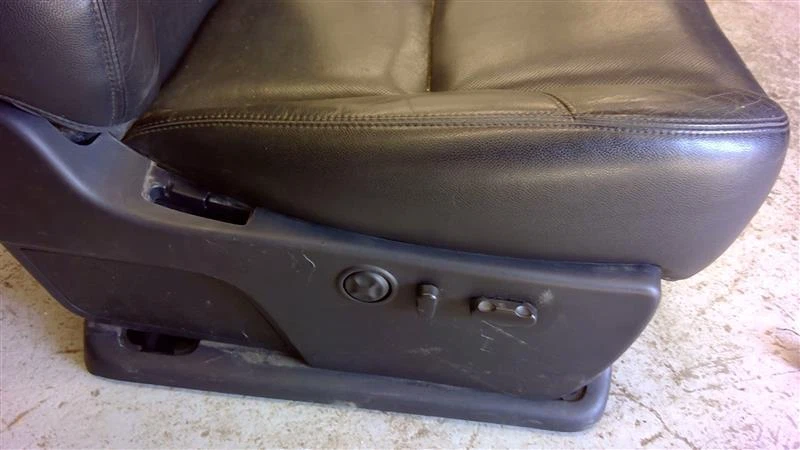 12 13 14 Chevrolet CHEVY SILVERADO 2500 Front Seat Foto 3 de 3