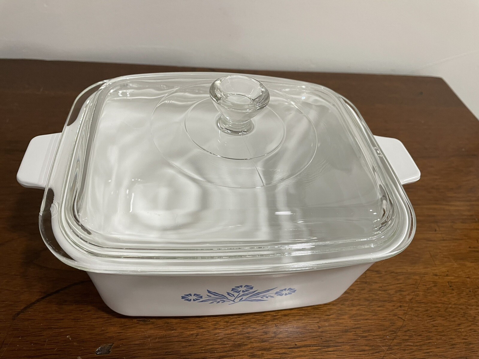 Corningware Corning Ware Vintage Blue Cornflower 1 1/2 Qt & Lid NICE