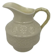 Belleek Cleary Creamer