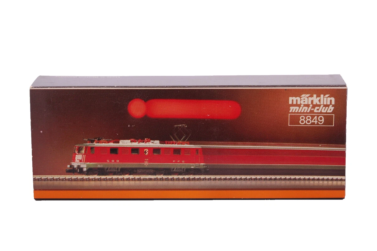 88601 / ECHELLE Z 1:220 / MARKLIN MINI CLUB LOCOMOTIVE EMD F7A SANTA FE