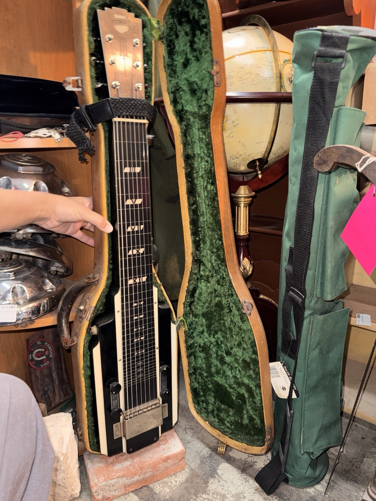 Vintage National Lap Steel Guitar w /  Case Valco Electric