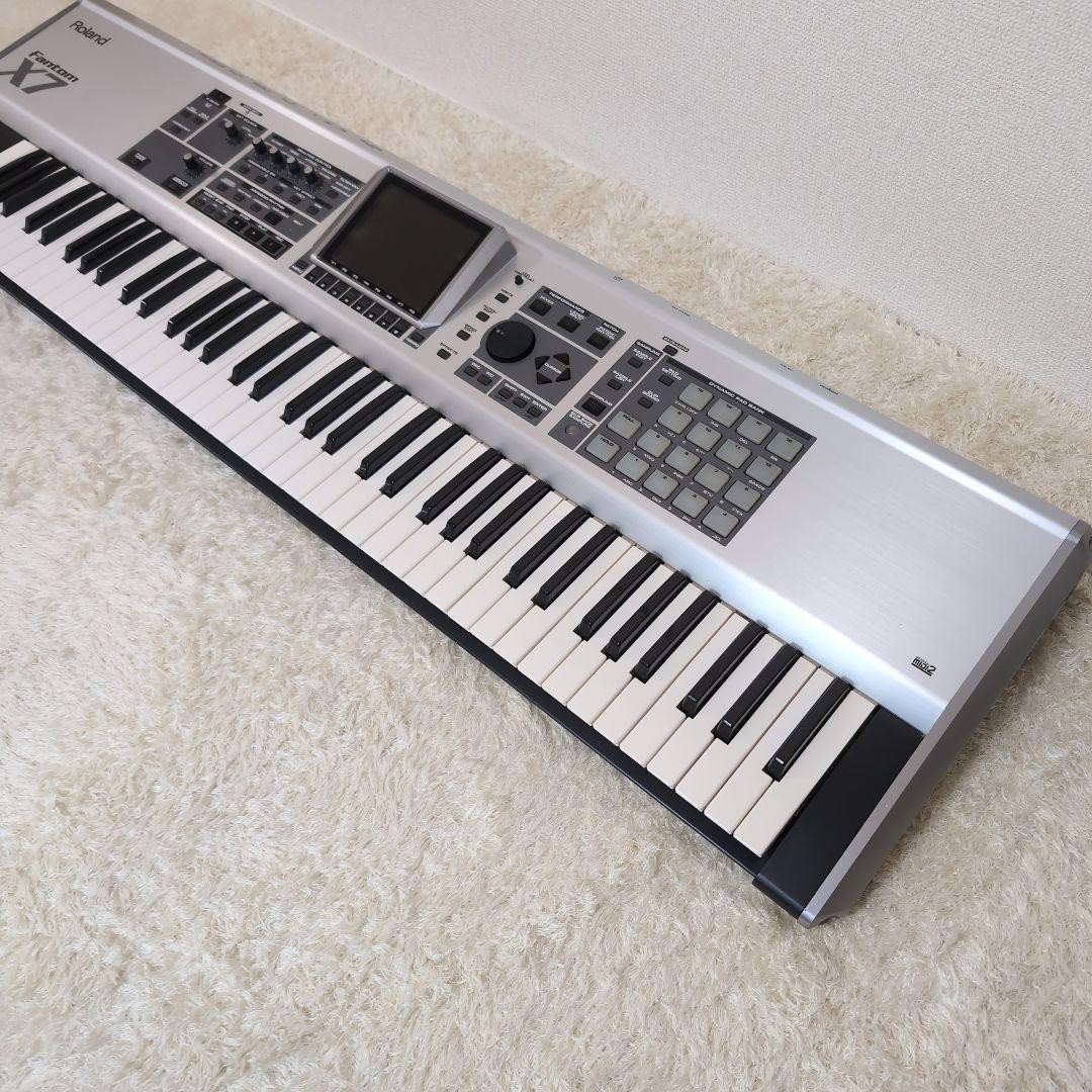 Roland Fantom X7（76鍵） Roland Fantom-X7 76-Keys Digital Keyboard Synthesizer Music