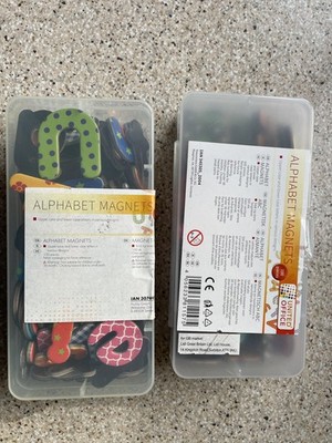 100x2 Alphabet Buchstaben Magnete - vibrierende Farben Groß- & Kleinbuchstaben - sehr guter Zustand 