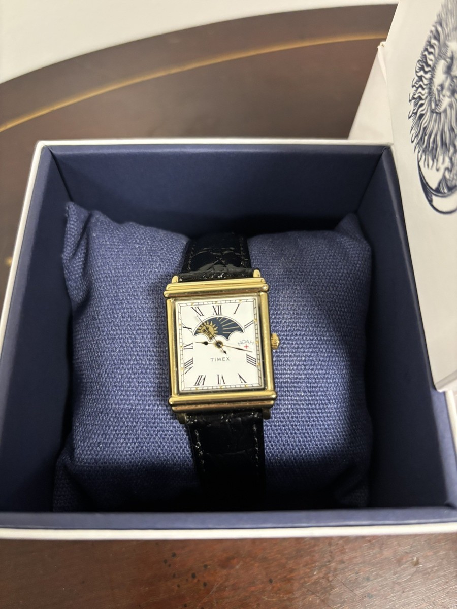 NOAH x TIMEX Collab Sun And Moon Wrist Watch Gold Black