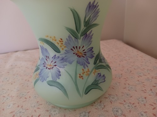 Fenton Burmese Satin Sea Green Floral Hand Painted Art Glass Basket Signed - Picture 5 of 15