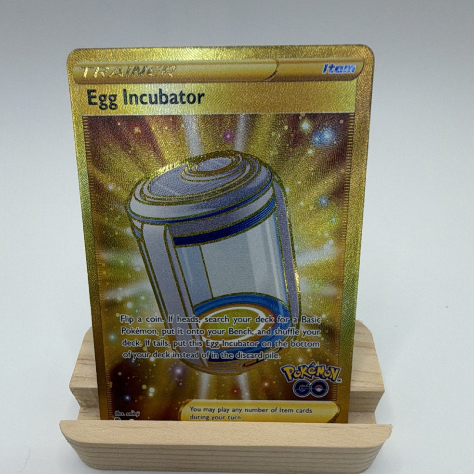 Pokémon TCG Egg Incubator 087/078 Pokémon GO Secret Rare Holo Trainer 2022