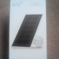 Image of Arlo VMA3600 Solar Panel Charger for Essential Cameras with Mount