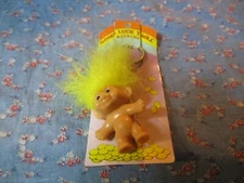 (1097)  Vintage NOS Russ Berrie Good Luck Troll Keyring  Yellow Hair