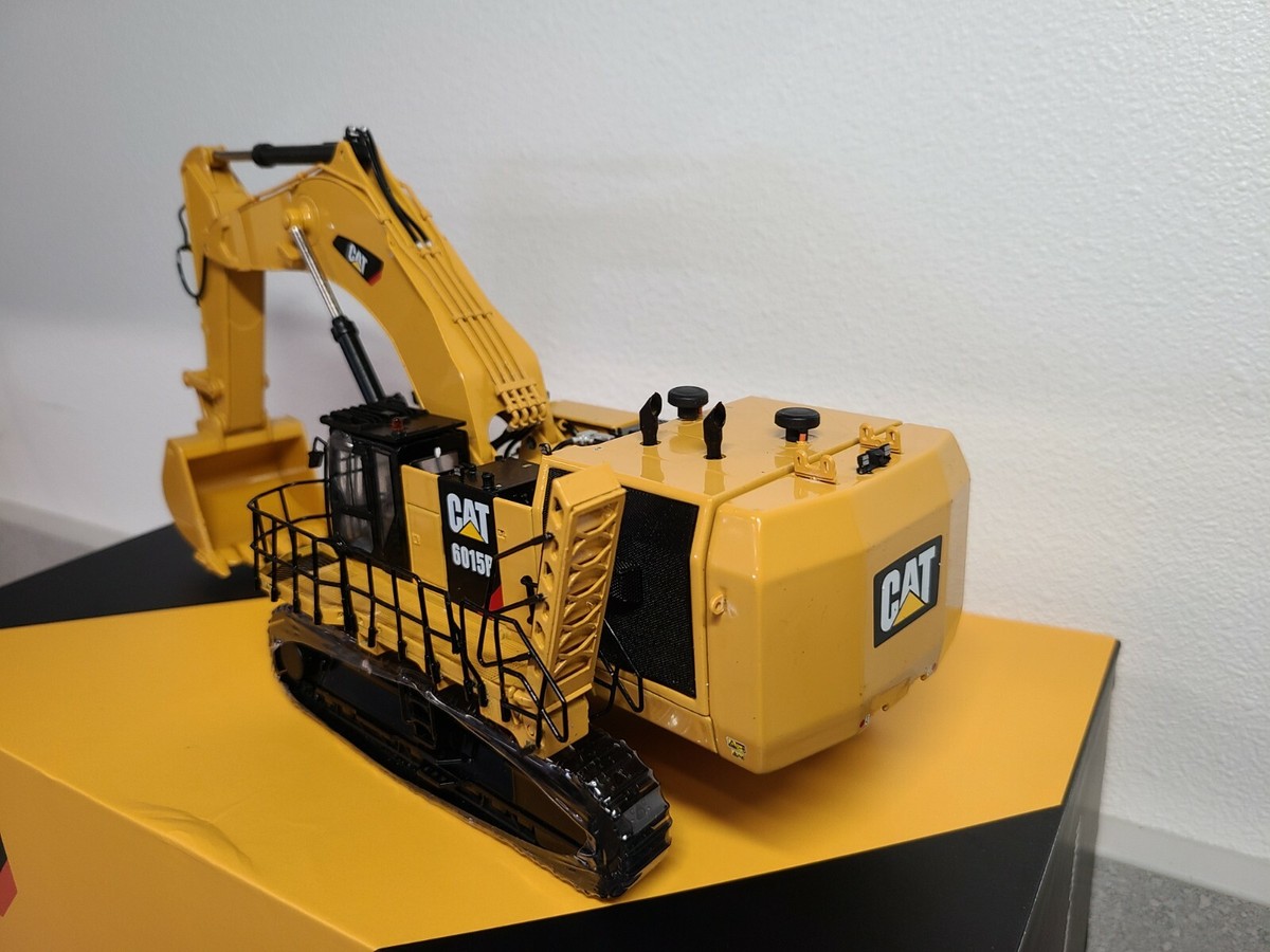 ミニカー 504-019 CCM 1/48 CAT CATERPILLAR 633D Caterpillar 983B Track Loader - CAB & RIPPER - 1/48 - CCM
