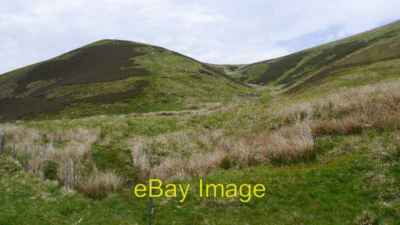 Photo 6x4 Gill Rig Middle Hill Spur above the B709 as it emerges from ...