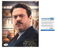 Dan Fogler "Fantastic Beasts" AUTOGRAPH Signed 'Jacob Kowalski' 8x10 Photo B