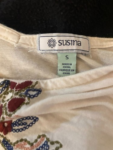 Blusa Top Susina Talla Pequeña Para Mujer Marfil Bordado Peplum - 005 - Imagen 6 de 8