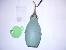 Puffy D Insecticide Bulb Duster 14oz JT Eaton Includes 12" Brass Extension