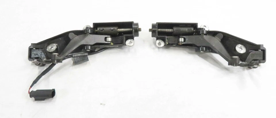 2004 BMW Z4 (E85) ЛЕВЫЙ И ПРАВЫЙ ТРАНСФОРМИРУЕМЫЙ ВЕРХНИЙ КОМПЛЕКТ ЗАЩЕЛОК-2 - Изображение 4 из 4