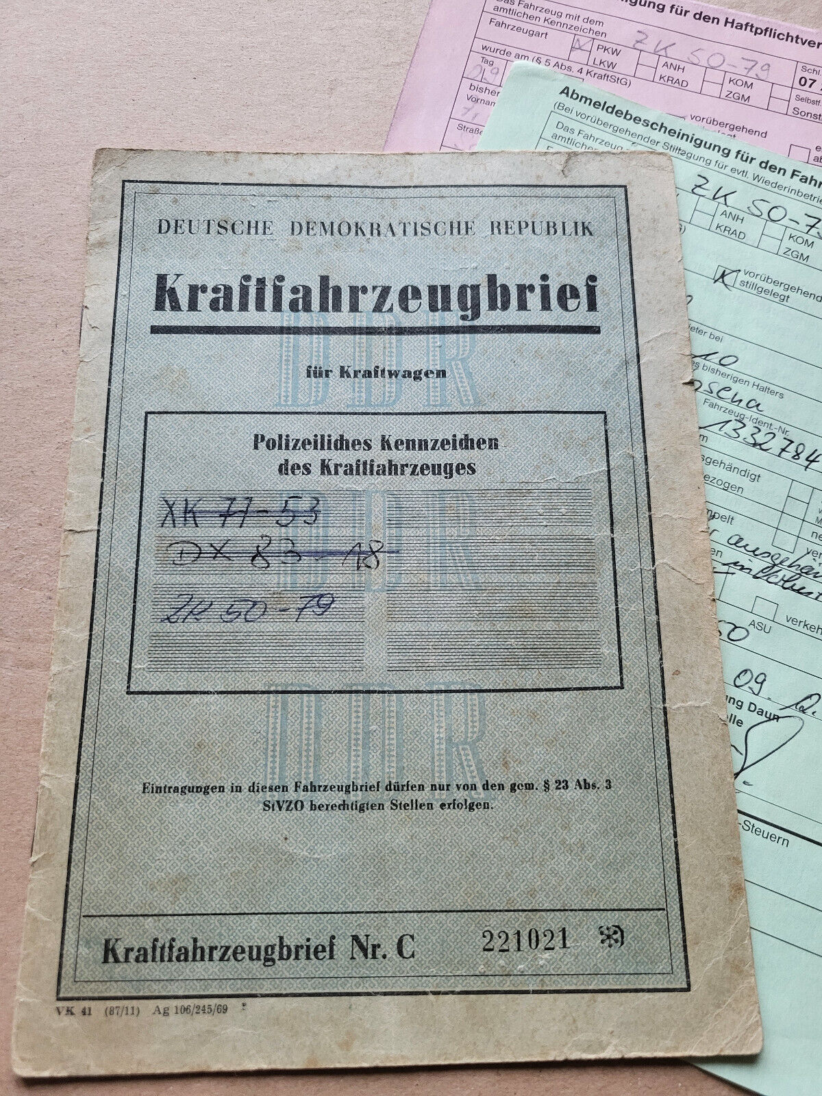 Bild 1 von 2