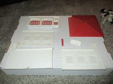 Plasticville Kit  PV 38 Parts and condition as shown NO RETURNS