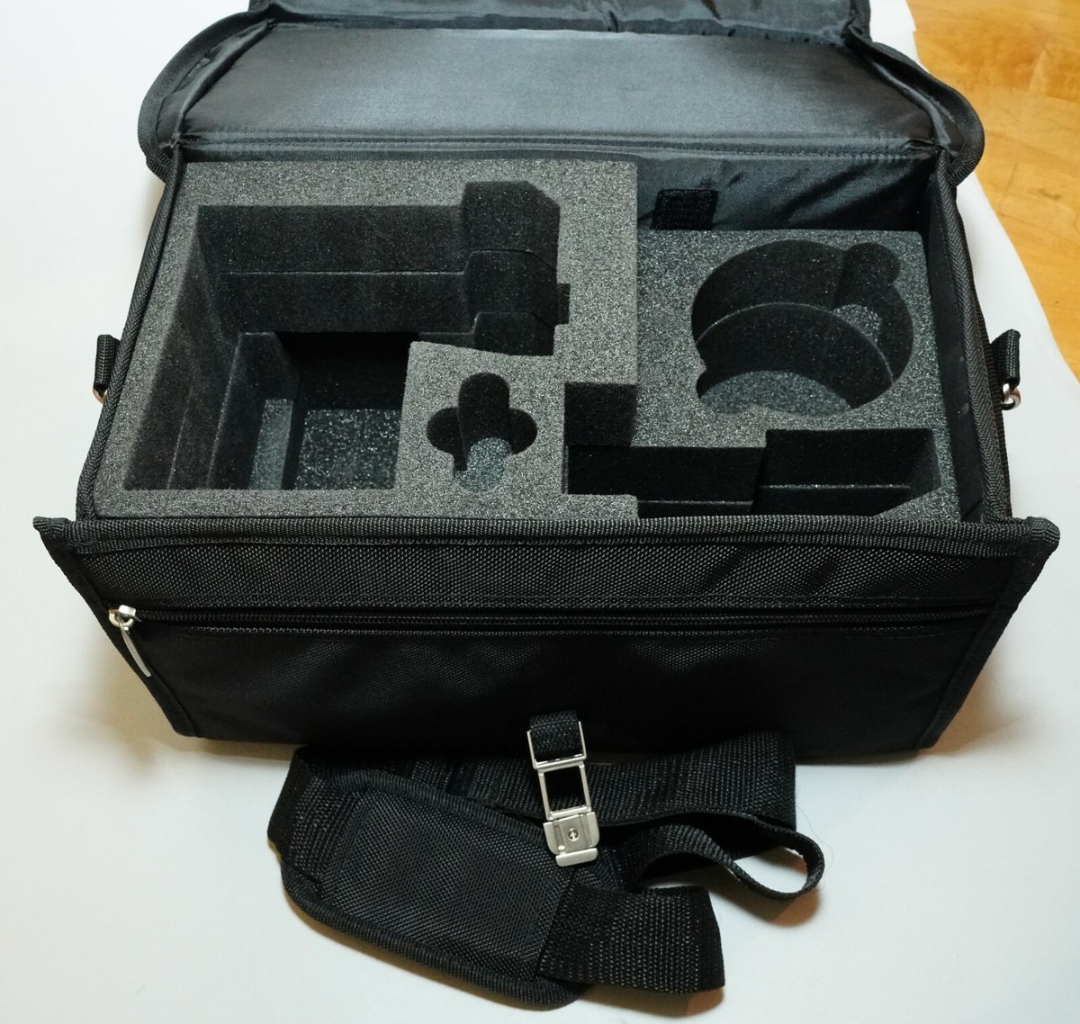 Hasselblad H Camera System Nylon Carrying Case Bag with Hasselblad H Camera System Nylon Carrying Case Bag with