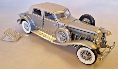Franklin Mint 1933 Duesenberg SJ Twenty Grand Limousine Diecast Modellauto 1:24