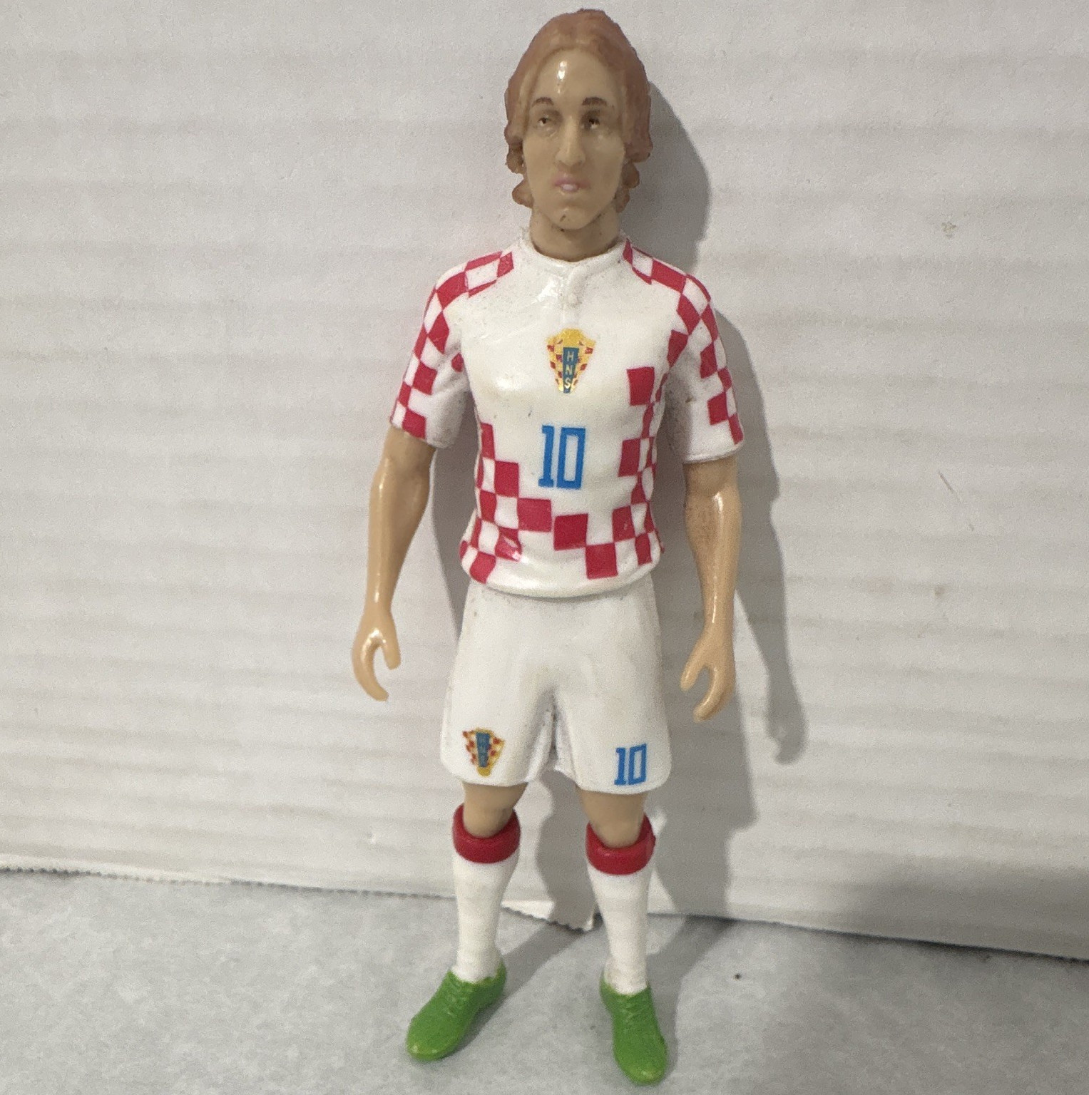 Luka Modric Croatia #10 Soccer Action Figure 4 in Plastic White Red Green