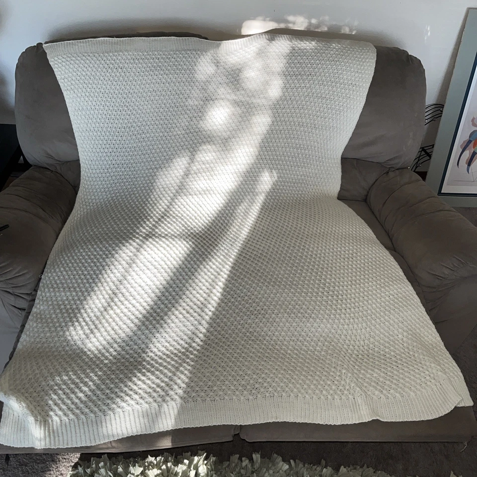 Manta vintage hecha a mano de ganchillo o tejida  Foto 2 de 4