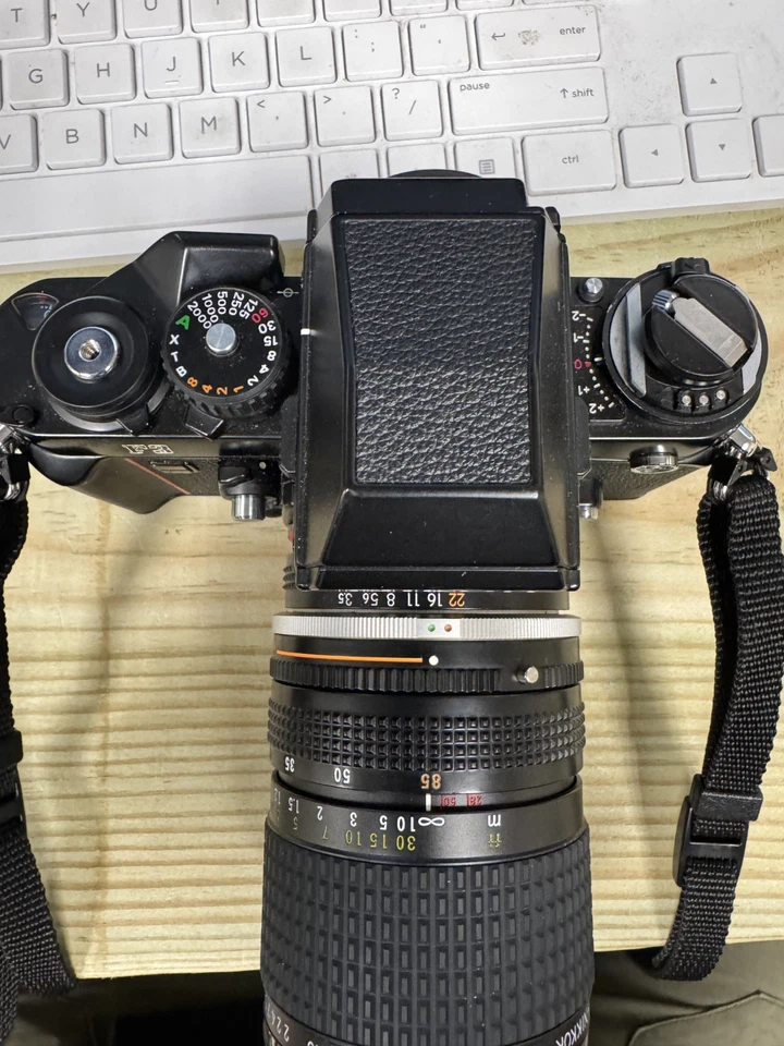 尼康 F3 惠普黑色机身 35 毫米胶片相机 + 镜头 28-85 毫米二手状况完好。 — 第 2/3 张图片