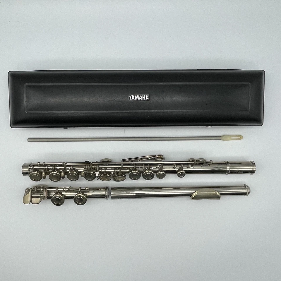 YAMAHA YFL-23 Flute Second hand NICKEL SILVER INSTRUMENT with case From JAPAN - Image 2 of 4