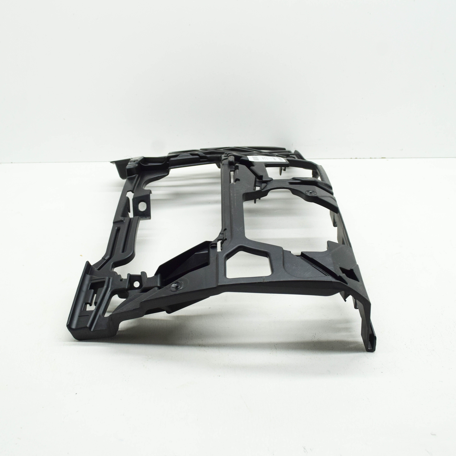 VOLKSWAGEN GOLF 5G MK7 Front Right Bumper Bracket 5G0807724D OEM  