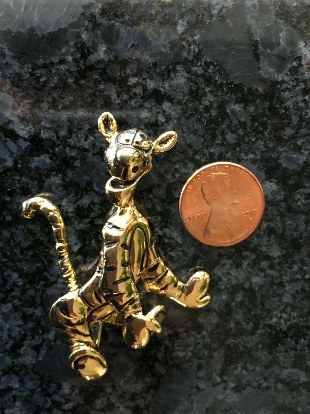 Picture 1 of 2