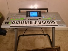 Yamaha Tyros 3 Keyboard