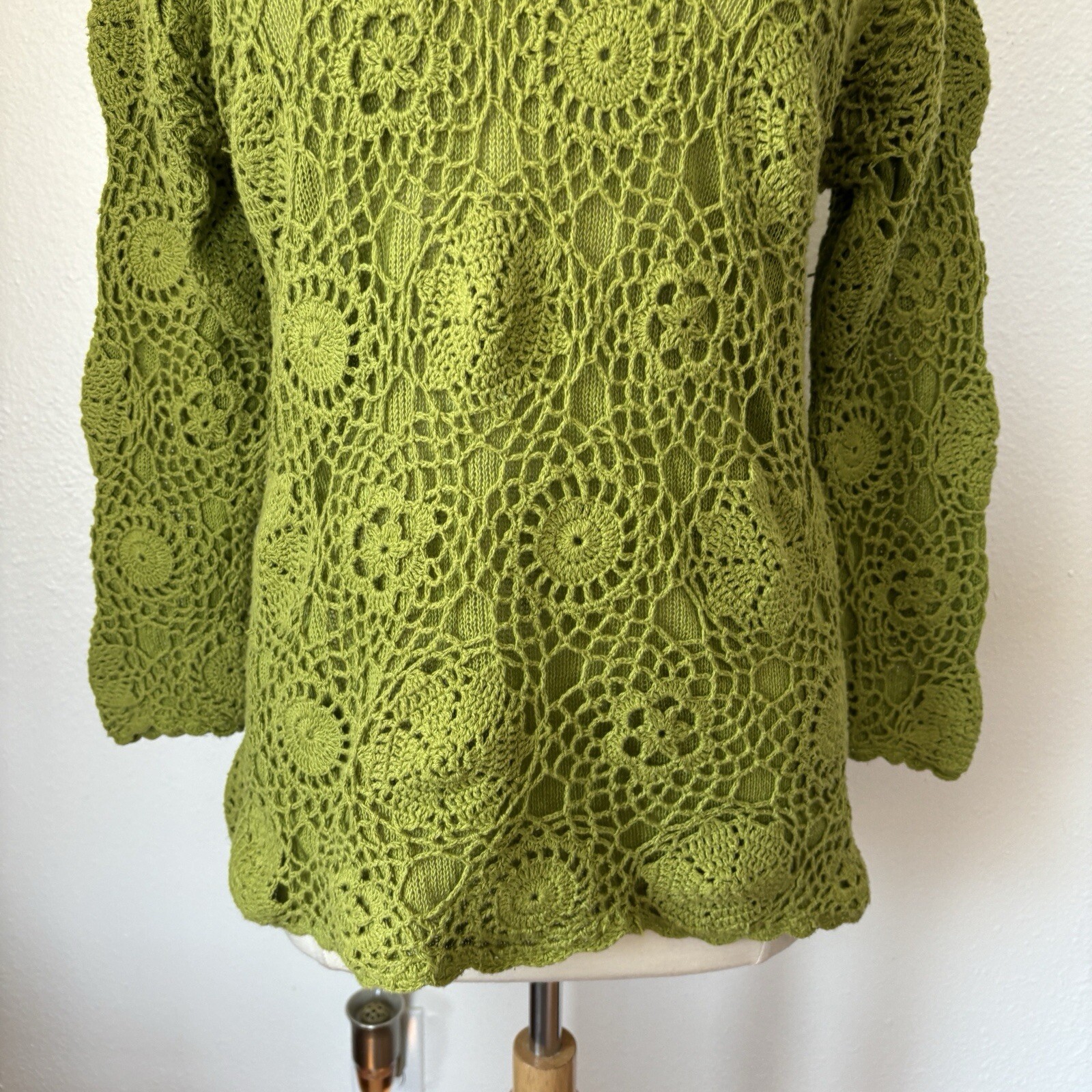 Vintage Shenanigans Solid Green Hand Knitted V-Ne… - image 6