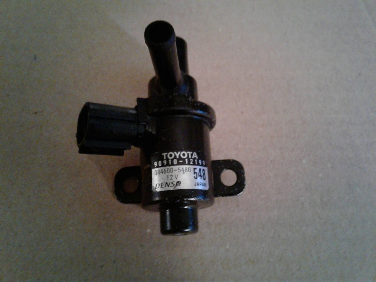 2000-01 TOYOTA CAMRY OEM DENSO VSV VACCUM SOLENOID VALVE # 90910