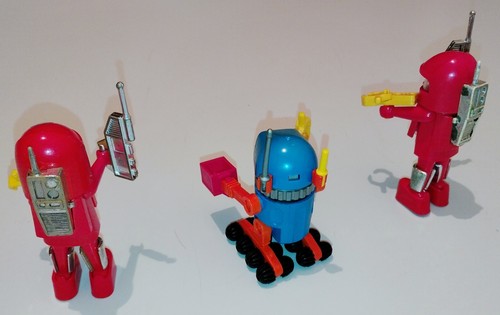 LOT PLAYMOBIL 2 COSMONAUTES ROUGE VINTAGE ET ROBOT- OUTILS-ESPACE - Photo 2/3