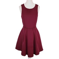Lulus Dress Womens Small Burgundy Stretch Lined Short Open Back Wedding Prom 