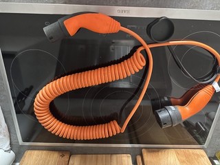 Original Hyundai Typ 2 Ladekabel (Spiralkabel) – 20A / 4 6 kW – Lapp Systems