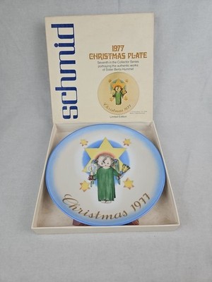 Schmid 1977 Christmas Plate