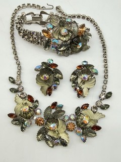 Incredible EDLEE CORNUCOPIA Molded PURPLE ART GLASS CHOKER Bracelet EARRINGS SET