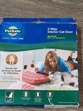 Pet PetSafe Small 2-Way Locking Cat Door Easy Install, Complete Package, New