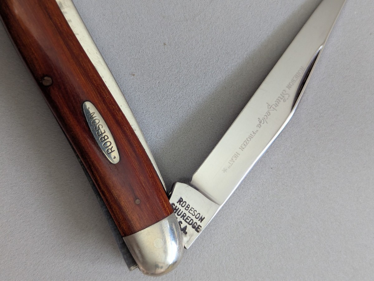 Pocket Knife - Vintage - ROBESON SHUREDGE U.S.A. - Walnut Scales 