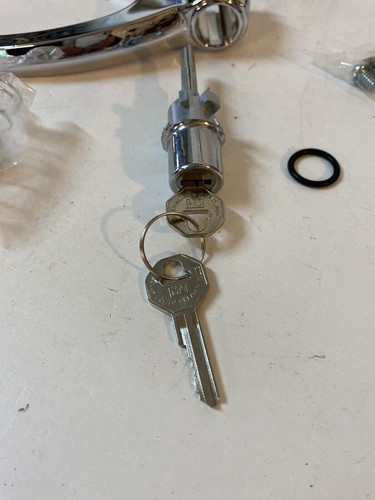 Manija de puerta exterior camión Chevy GMC 1955 1956 1957 1958 1959 llave - Imagen 7 de 7