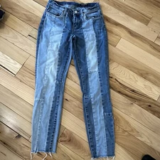 Blank NYC Color Blocked Two Toned High Rise Crop  26