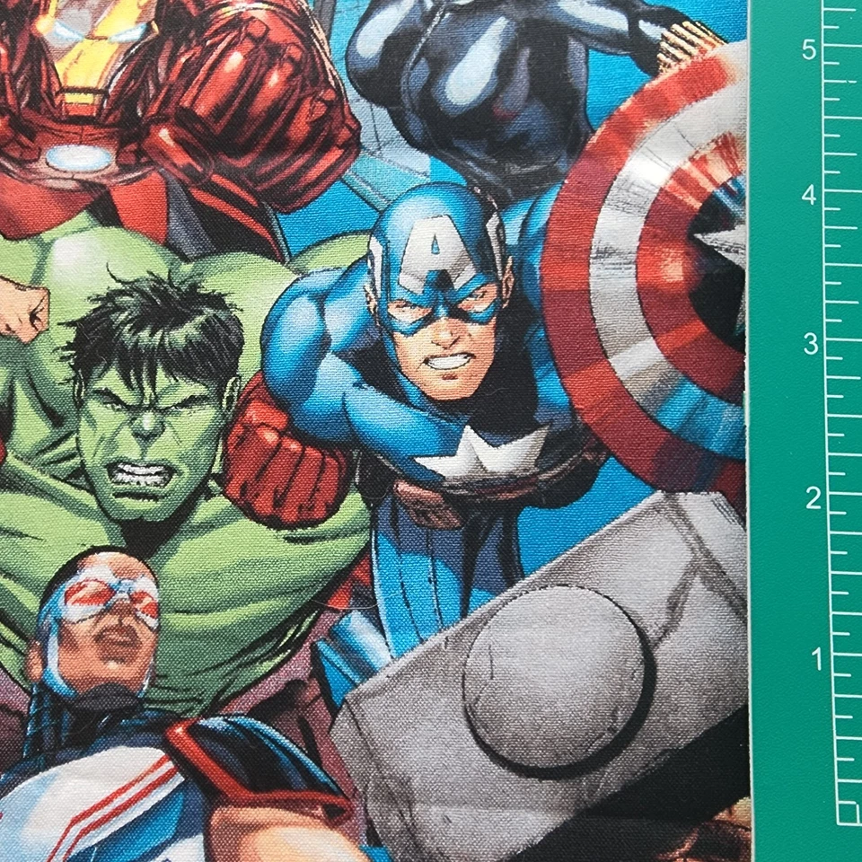 Cotton Quilt Fabric 21"x45" Springs Creative DC Avengers Marvel Large Print Hulk - Image 3 of 4