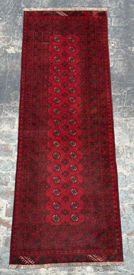 M57, Vintage Afghan Turkoman Handmade Mori Gol Rug Runner - 3'2 x 8'6 Ft